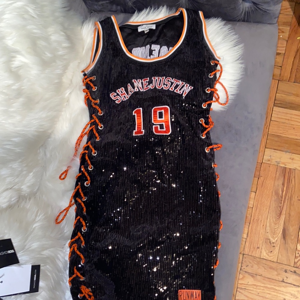 Shane Justin sports style dress